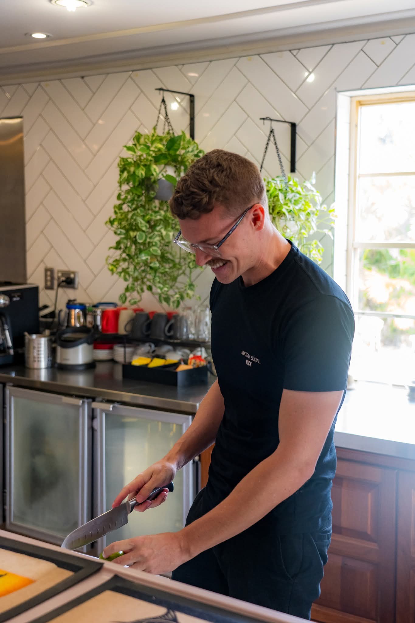 Tom Social club t-shirt - Image 4